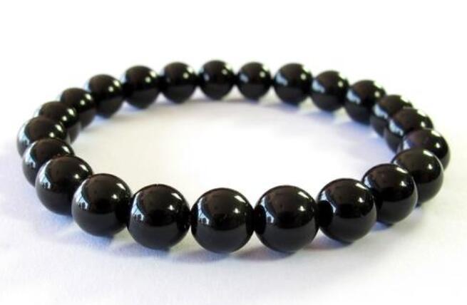 風水師分享帶什么石頭能轉運